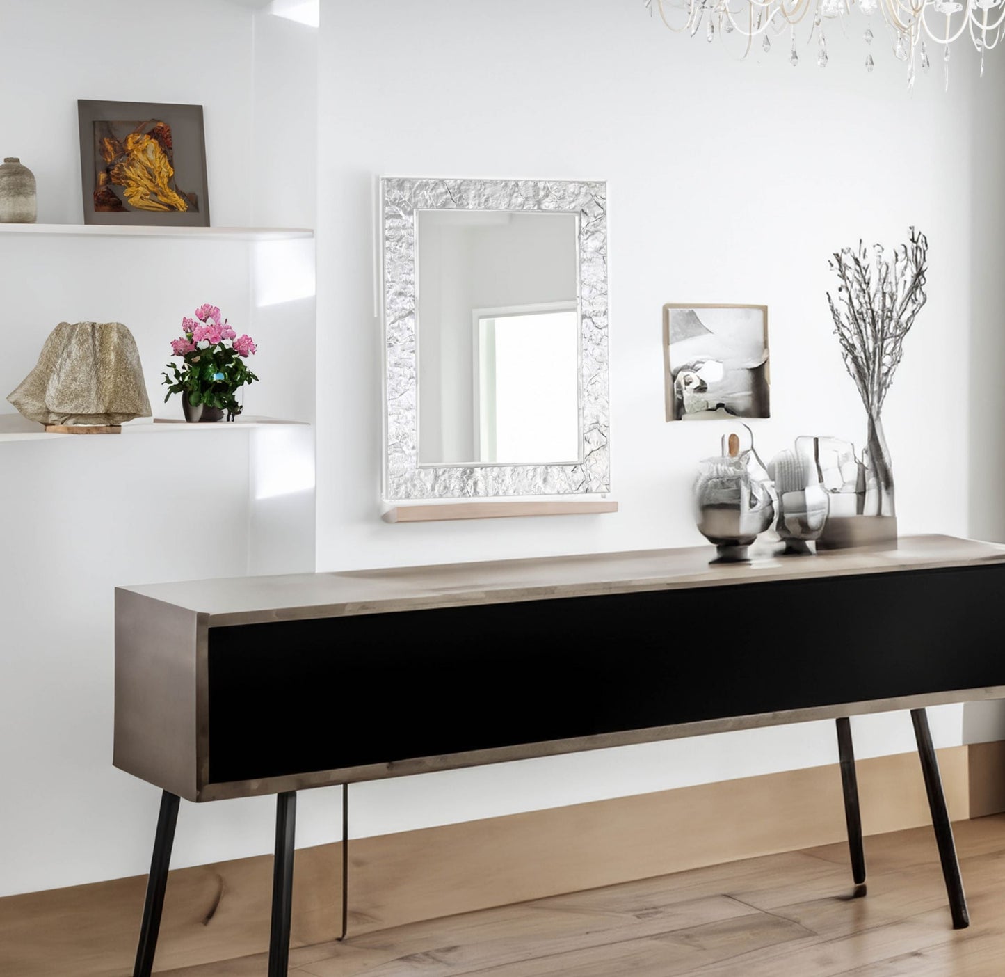 Miroir mural avec cadre moderne en bois argenté, 65 x 85 cm, fabriqué en Italie
